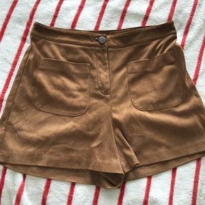 Lush suede shorts